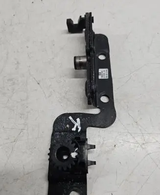 Opel Astra H Convertible roof hinge 133067302