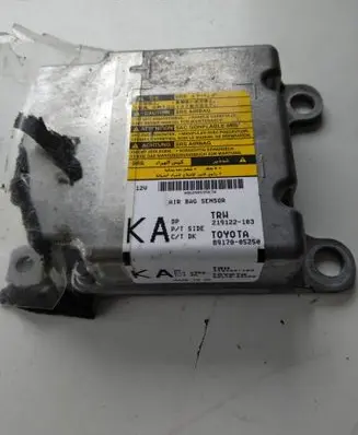 Toyota Avensis T270 Airbag control unit/module