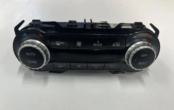 Mercedes-Benz GLA W156 Climate control unit A2469002408 5HB01044804 A2469010805