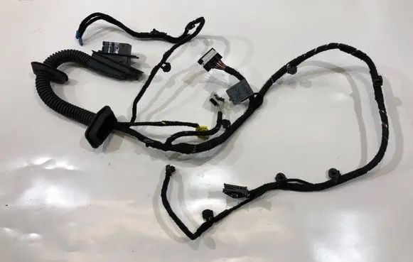 BMW 7 E65 E66 Front door wiring loom/harness boot 