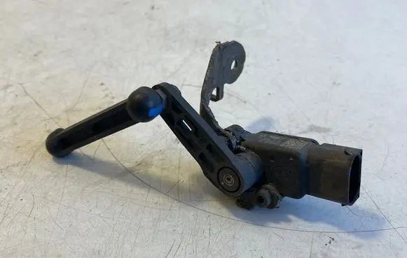 BMW X6 F16 Headlight/headlamp level sensor 6870200