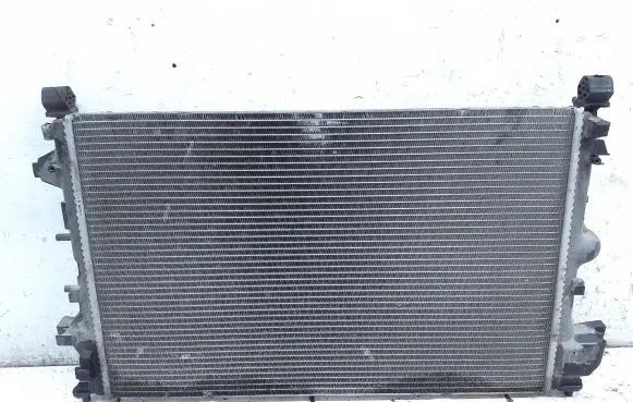 Opel Signum Coolant radiator 876097Z 24418345