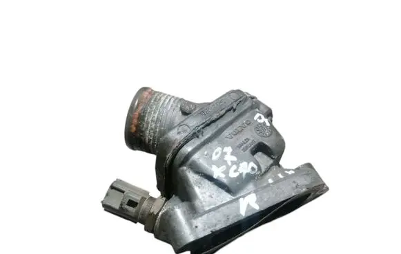 Volvo XC70 Thermostat/thermostat housing 30777475