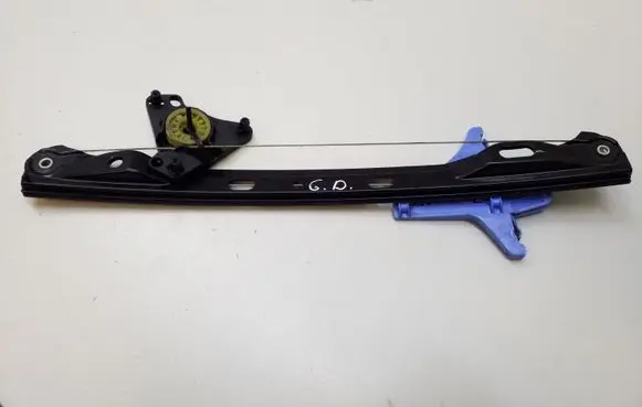 Volkswagen Tiguan Rear window lifting mechanism without motor 979105101