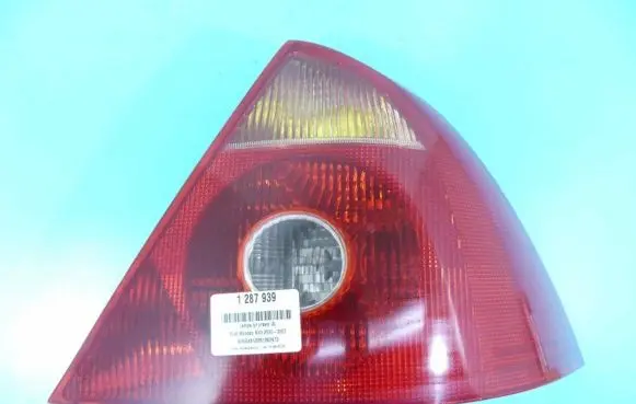 Ford Mondeo Mk III Rear/tail lights IMPRK1287939