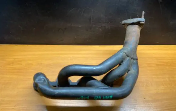 Audi V8 Exhaust manifold