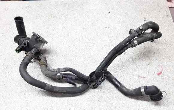 Cadillac BLS Engine coolant pipe/hose