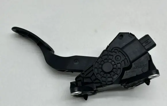 Toyota Yaris Cross Accelerator throttle pedal 78110K0030 34706885947 23160C1