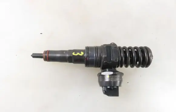 Audi A3 S3 8L Fuel injector 0414720213 038130073AQ