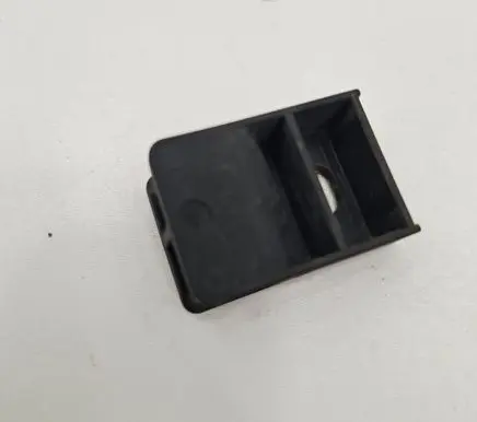Mini One - Cooper Coupe R56 Radiator mount bracket 2751399