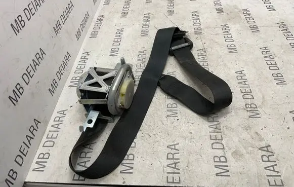 Tesla Model S Front seatbelt 101878803B