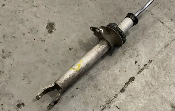 BMW M6 Front shock absorber/damper 2284667 12B1921S0819 DL228466701