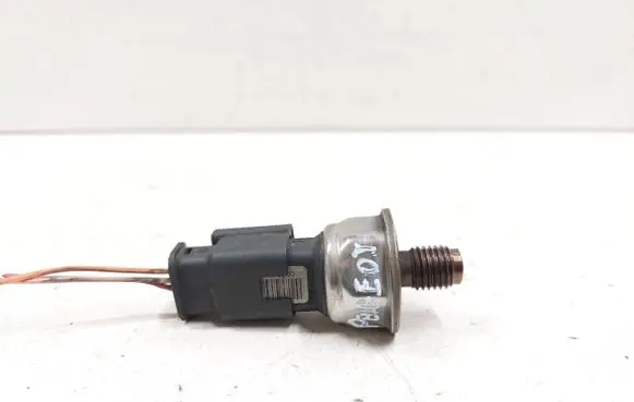 Peugeot 308 Fuel pressure sensor 9655465480 000821206453