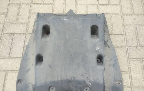 BMW 5 G60 G61 Rear bumper underbody cover/under tray 51759850632 9850632 5A64B20