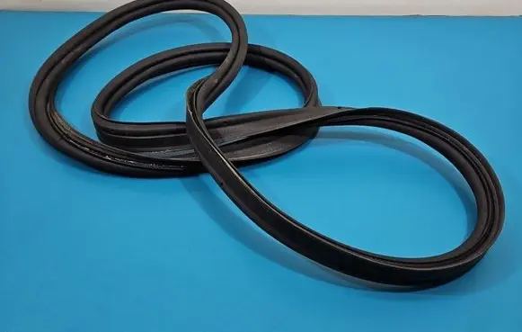 Fiat Tipo Seal rubber (tailgate) IMPRK1538642