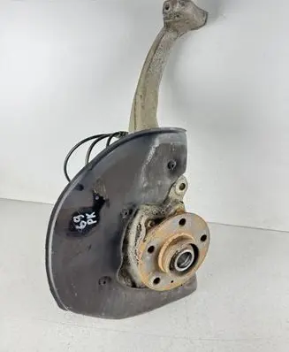 Audi A7 S7 4G Front wheel hub spindle knuckle 4G0407241C