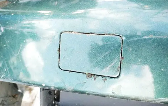 Nissan Primera Front tow hook cap/cover