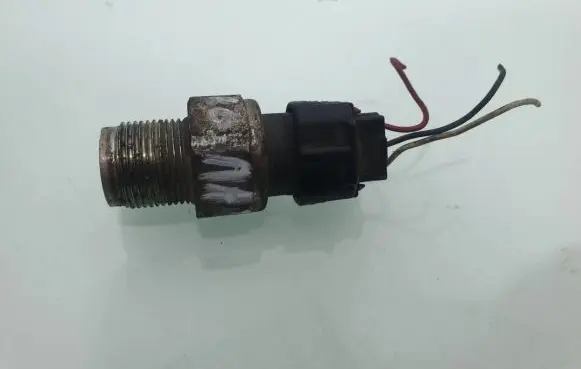 Mazda 6 Fuel pressure sensor 