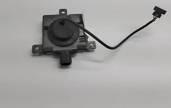 Mitsubishi Outlander Xenon control unit/module W3T23371
