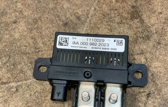 Mercedes-Benz SLK R172 Other relay A0009822023