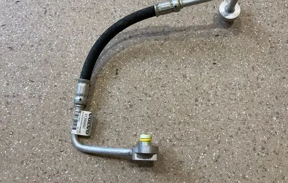 Air conditioning (A/C) pipe/hose