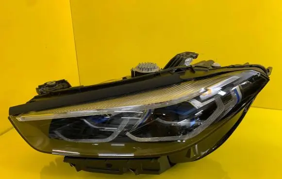 BMW 8 G14 Headlight/headlamp 8739589-05