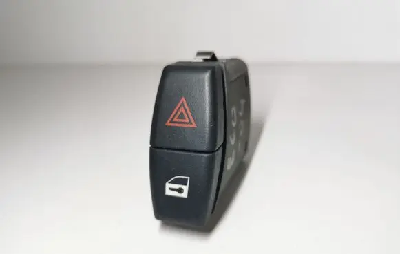 BMW 5 E60 E61 Hazard light switch 6919506