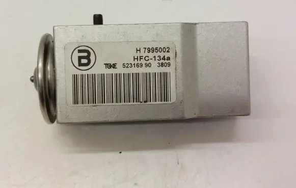 Audi A4 S4 B8 8K Air conditioning (A/C) expansion valve 7995002