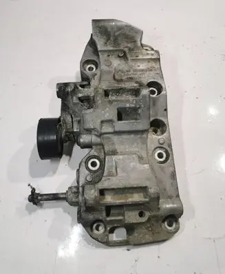 BMW 5 F10 F11 Engine mounting bracket 8506863 174786
