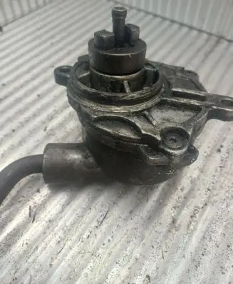 Vacuum pump