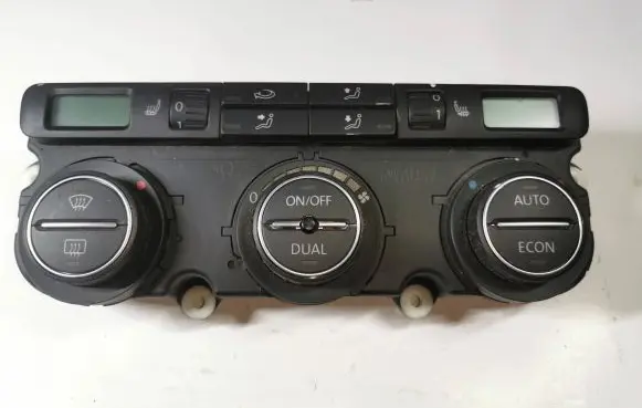 Volkswagen Golf Plus Climate control unit 74641471