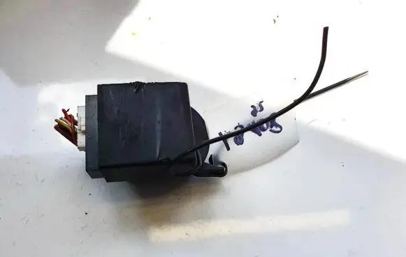 Peugeot 807 Fuse box set scb1m1240 scb-1-m-1240