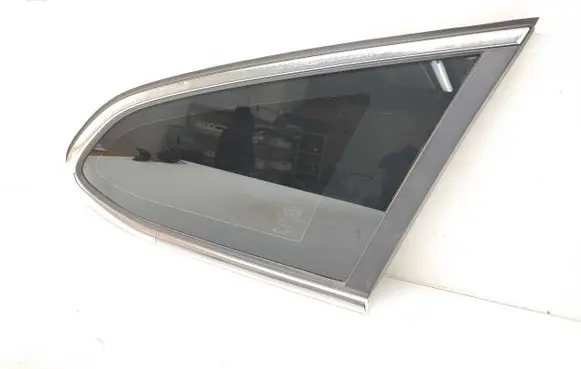 Volvo V60 Rear side window 31385425 43R001564 DOT459AS2M532