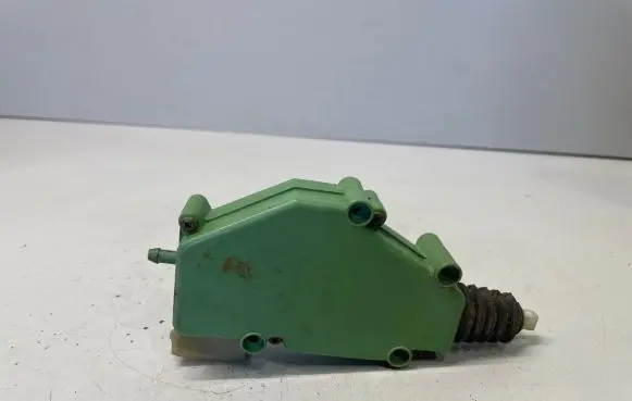 Volkswagen Transporter - Caravelle T4 Central locking motor 701959783