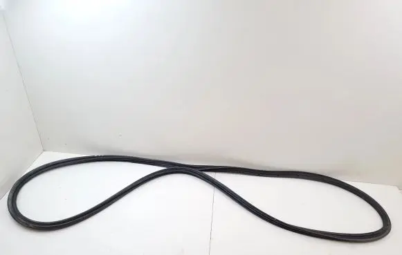 Trunk rubber seal (body)