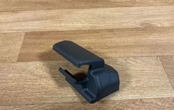 Toyota Avensis T250 Front passenger seat rail trim 7215705040