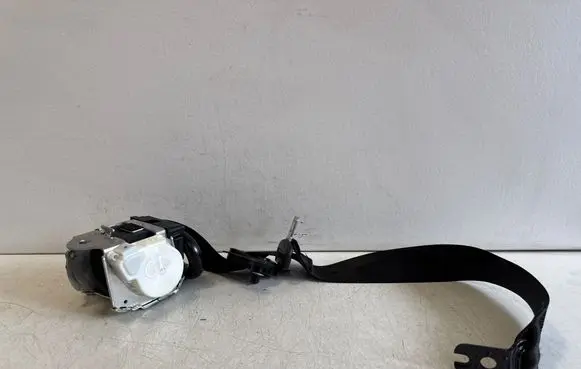 Audi Q7 4M Rear seatbelt 4H0857731C