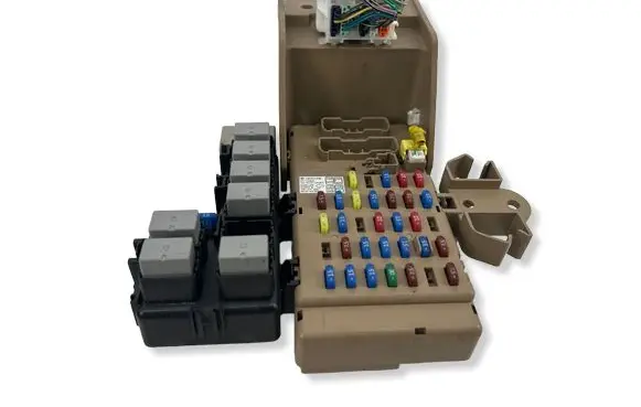 Subaru Forester SH Fuse box set 82201FG000 CM193601N 101140