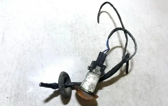 Ford Puma Front fender indicator light
