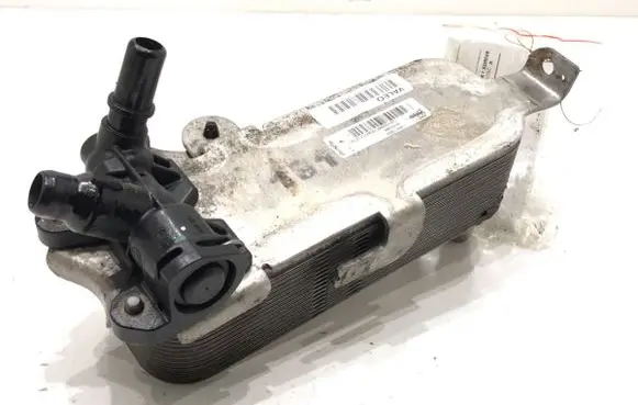 BMW 3 F30 F35 F31 Engine oil radiator 7600553