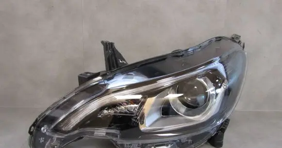 Peugeot 108 Headlight/headlamp 811500H150 90026268