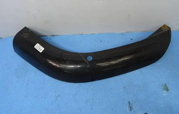 Front bumper lip