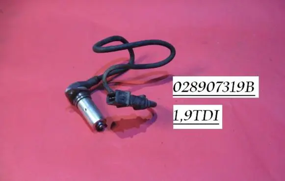 Volkswagen Sharan Crankshaft position sensor 028907319B