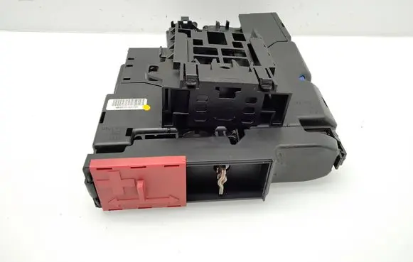 Mercedes-Benz C W204 Positive wiring loom A2075400640