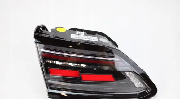 Volkswagen Arteon Tailgate rear/tail lights 3G8945307AK