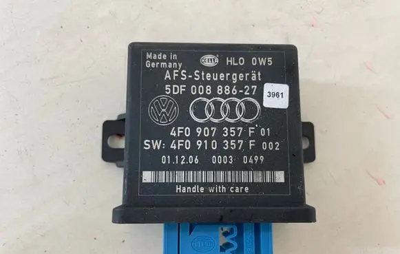 Audi A4 S4 B7 8E 8H Light module LCM 4F0907357F 5DF00888627 4F0910357F