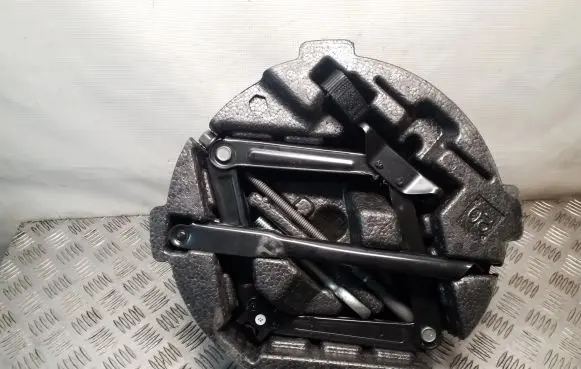 Opel Mokka Tool set 95437820