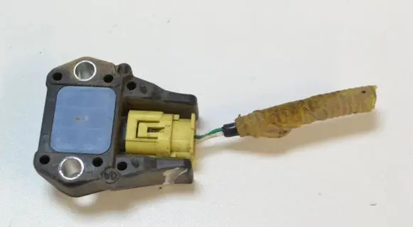 Skoda Yeti (5L) Airbag deployment crash/impact sensor 98231AG020