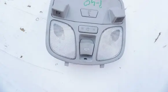 Hyundai i40 Front seat light LAMPKAOWIETLENIA