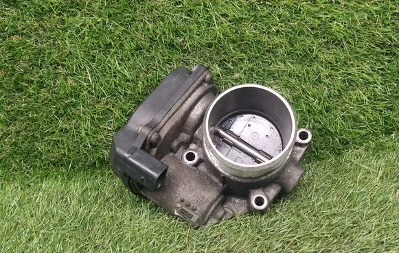 Audi A3 S3 8P Throttle valve 06F133062Q A2C53390403